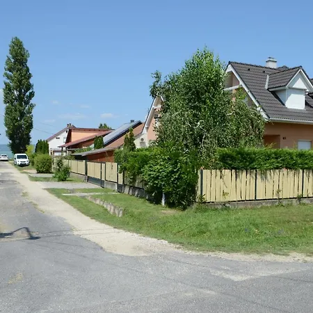 Jenna - Pinka Apartament *