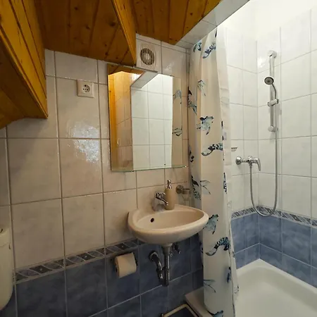 Jenna - Pinka Apartament