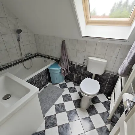 Jenna - Pinka Apartament Balatonszarszo